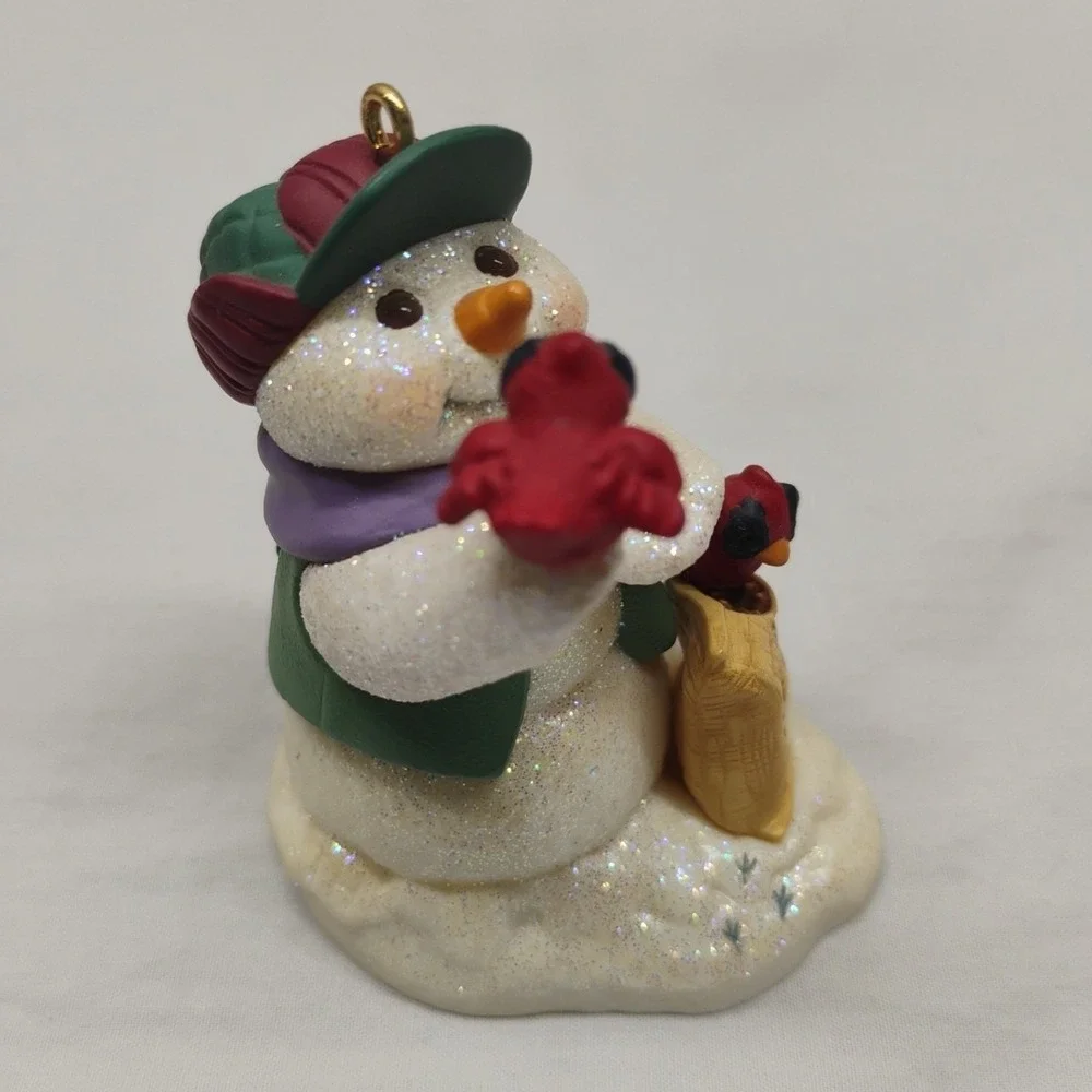 Christmas Ornament Hallmark Snow Buddies‎ Snowman Red Cardinal 2000 Vintage